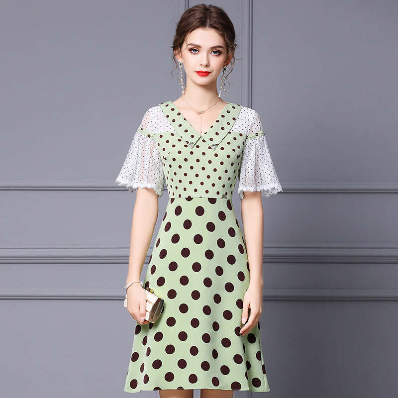 Sweet Summer 2024 New Style Reduced Aging Trumpet Sleeves Lace Polka Dot Slimming A-line Dress for Women