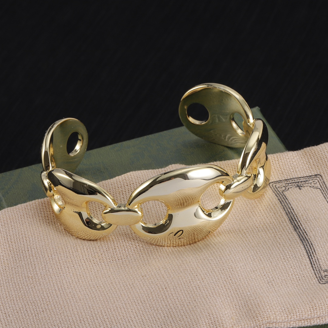 Gold Bracelet Style Fashion Bracelet for Woman Bracelets Brass Gold Plated Silver Bracelet Pattern Flower Pattern Jewelry Supply