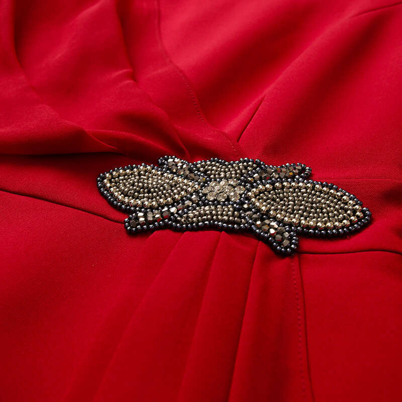 2024 new autumn dress with goddess like temperament a sense of luxury. Red nail bead wrapped hip and waist cinching skirt