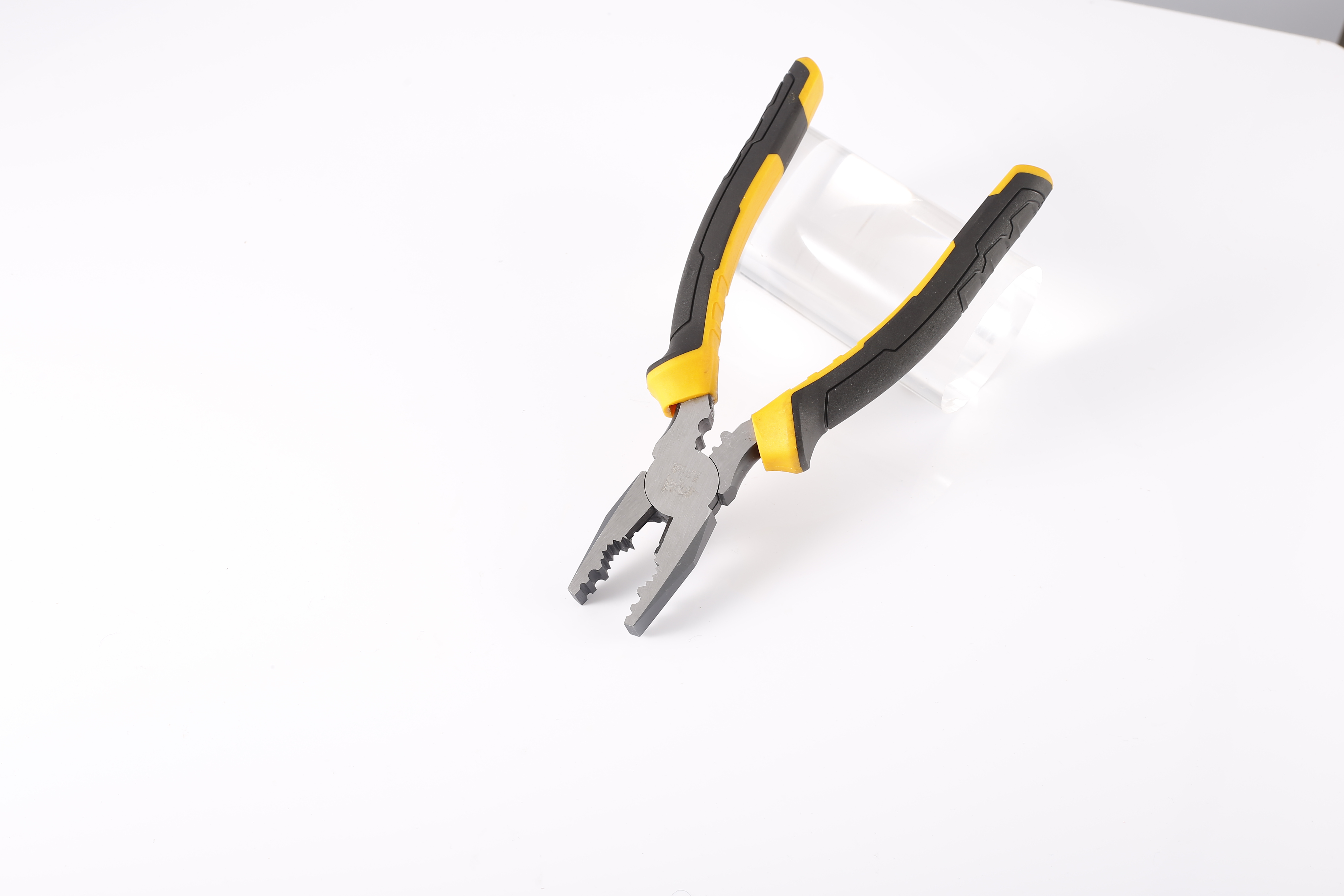 8-inch American multifunctional wire pliers with pressure wire