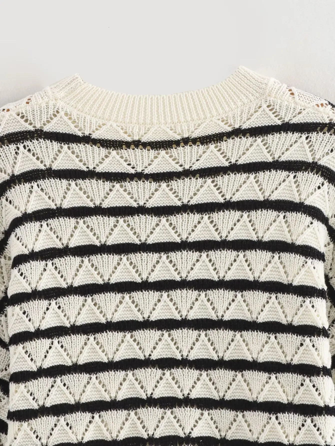 Y2K TRAF Fashion Stripe Knitted Mens Set O-neck Womens Zipper TopWomens Ultra Thin Pants Two Piece Set Set 241010