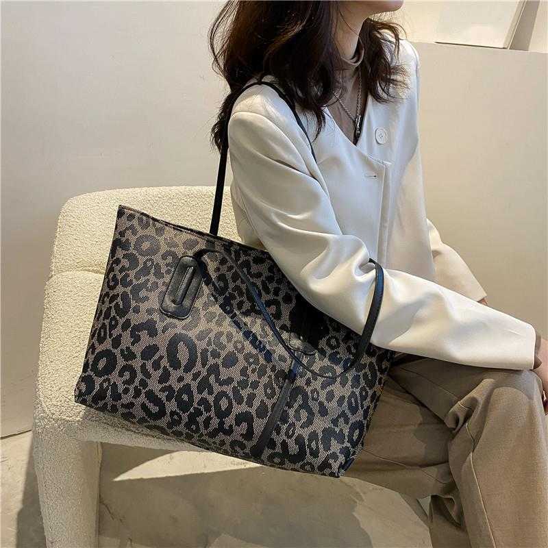 CMM Autumn Winter New Large Capacity Bag Womens Bag Trendy Fashion Leopard Pattern Handheld Shoulder Bag Underarm Tote Bag