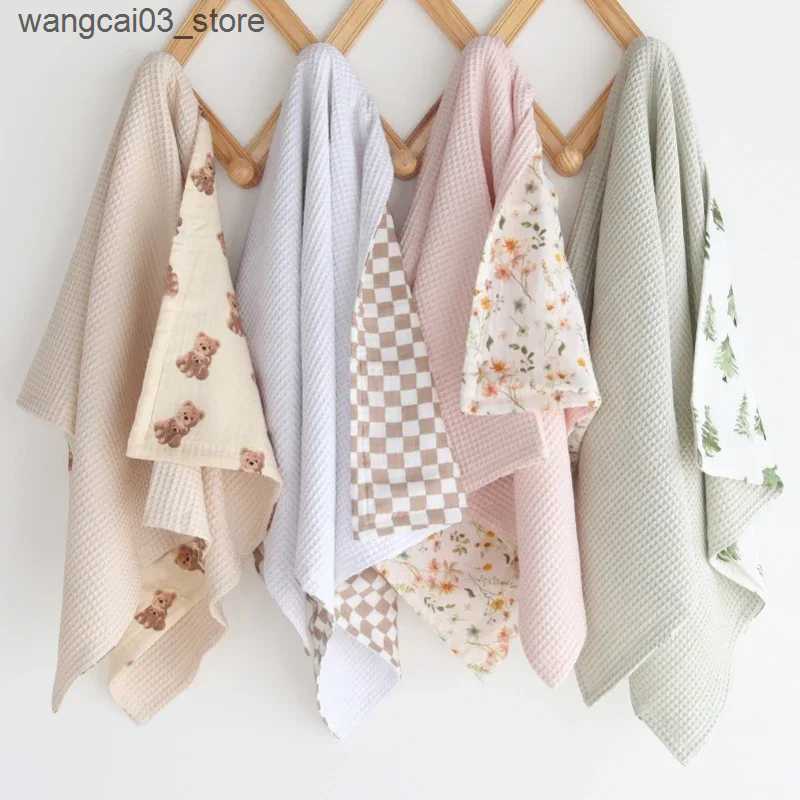 Blankets Swaddling 70% Bamboo 30% Cotton Muslin Cotton Waffle Printed Swaddle Wrap Blanket Baby Blanket Newborn Super Soft Bedding Cover L240910