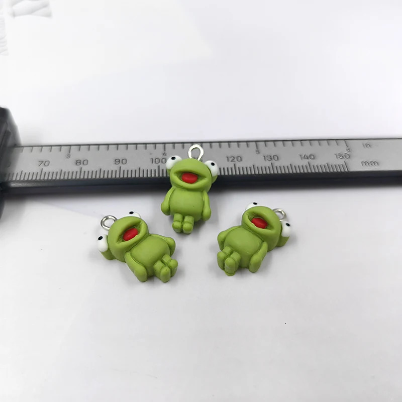 10pcs Kawaii Green Frog Charms for Jewelry Making Lovely Animals Floating Pendants Diy Earring Keychain Finding C964 241010