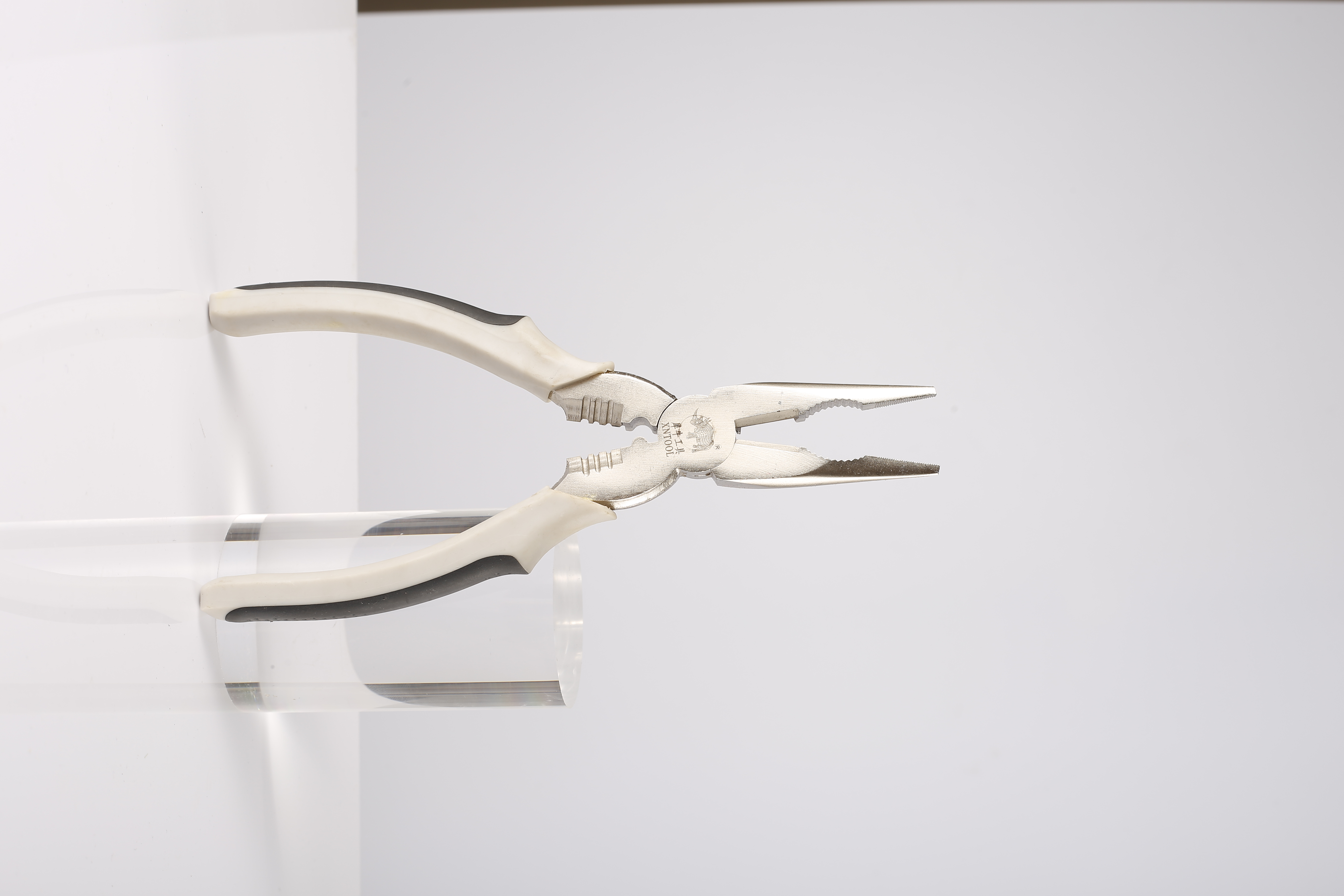 Multi functional special-shaped pliers