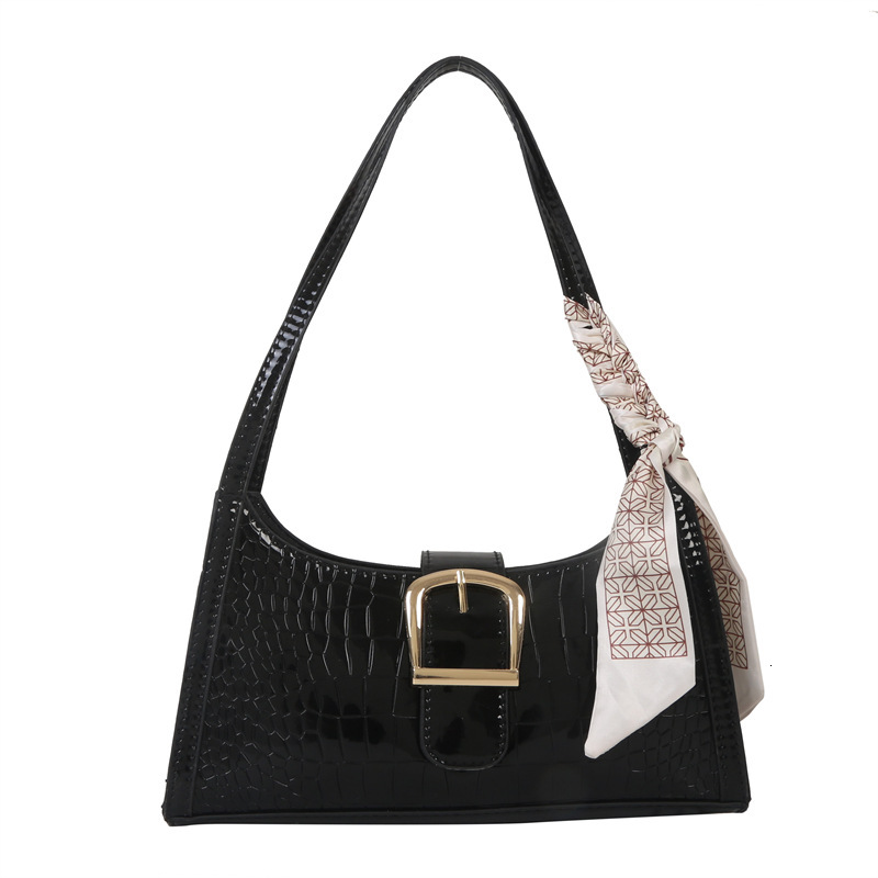 High end solid color niche trend versatile fashion, single shoulder underarm bag, shiny women's baguette bag