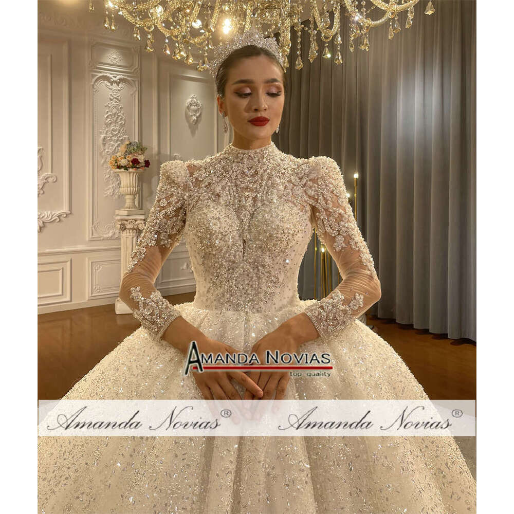 Beading Lace Wedding Dress With Detachable Necke