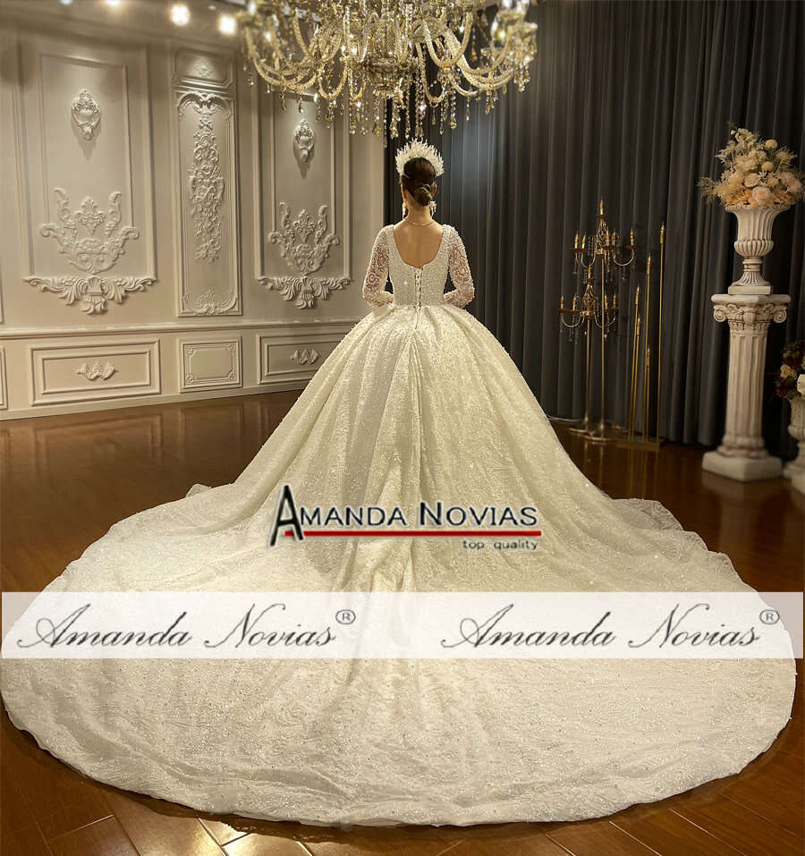 Off White Bridal Wedding Dress Long Sleeve Lace Appliqued