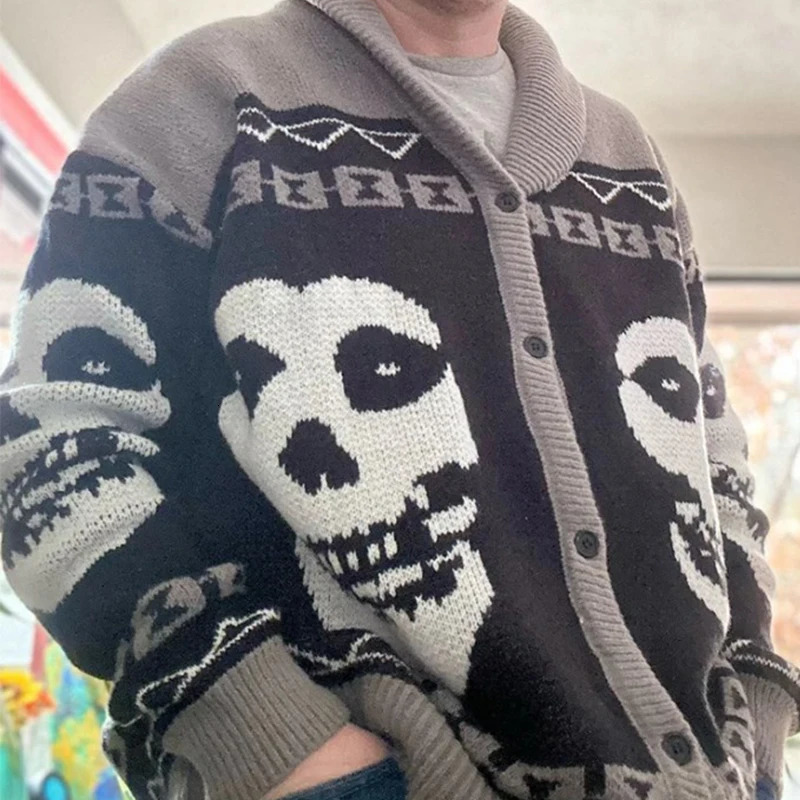 2024 European and American AutumnWinter Top Fashion Trendy Personalized Street Style Knitted Cardigan Sweater 241007