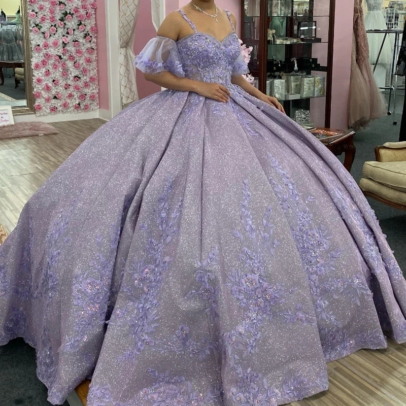 Lavender Shiny Sweetheart Ball Gown Quinceanera Dresses Lace Appliques Beading Sequins Corset Sweet 16 Dress Vestidos 15 De XV Anos