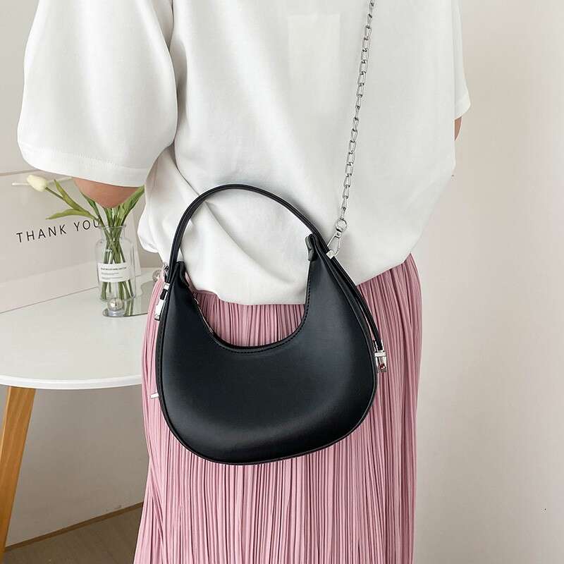Chain Summer Versatile Underarm Luxury and Small Crowned Crescent Women's Fashion One Shoulder Diagonal Straddle Bag