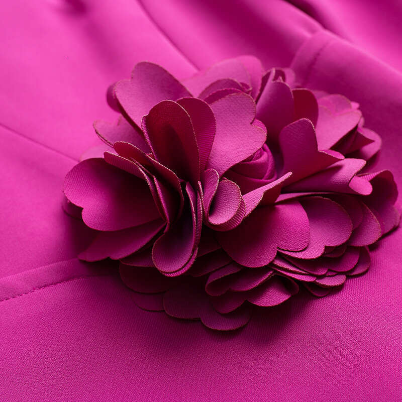 French Dress 2024 Autumn New Collection Exquisite Flower Concealing Belly Reducing Age Shrinking Waist Showing Thinning and Embracing Hip Skirt