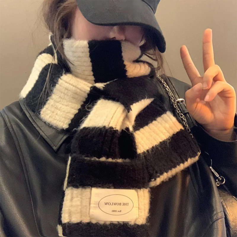 RICYGVM Black White Stripe Scarf For Women Winter Warm Woolen Knit Scarves Neck Protection Korean Girl Plush Pocket Neckerchief 241009