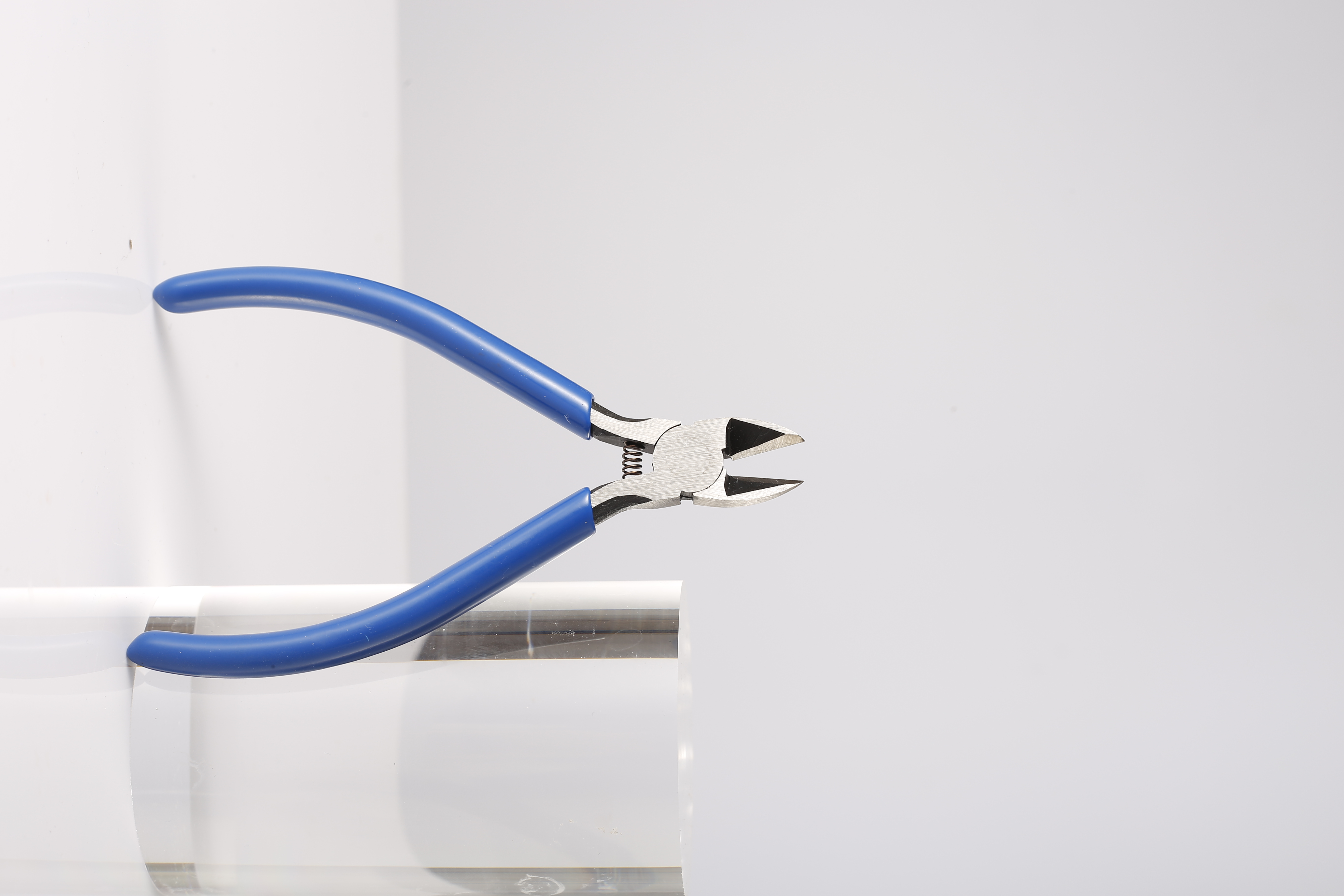 Japanese style drool pliers (electronic scissors)