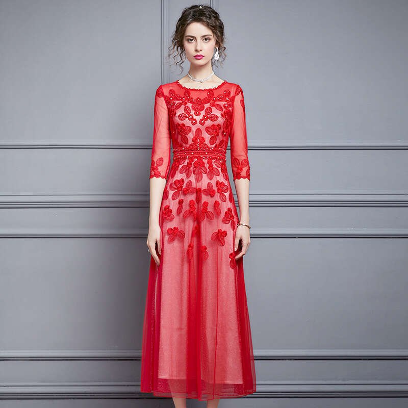 slimming fairy long 2024 autumn new embroidered womens style plus size party dress