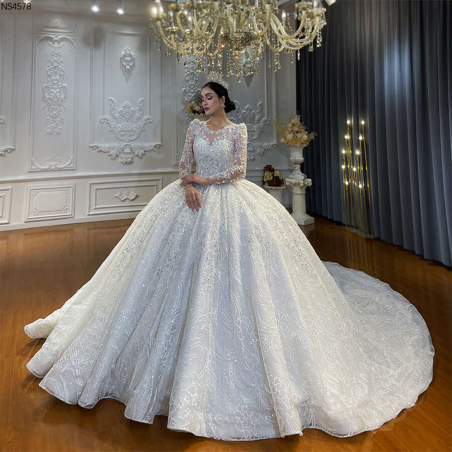 Amanda Novias Design Ball Wedding Gown Puffy