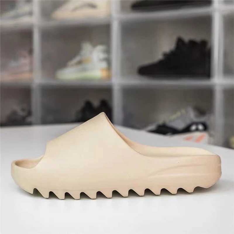 New Summer Sneaker Slippers For Wen Men Thick Bott Platform Slides Soft EVA Hollow Unisex Sports Sandals Casual Beach Shoes Z250522