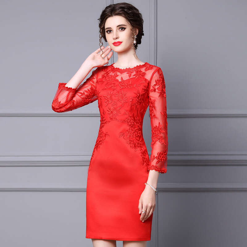 Autumn for Women 2024 New Short Style Red Lace Embroidered Engagement Long Sleeve Slimming Dress