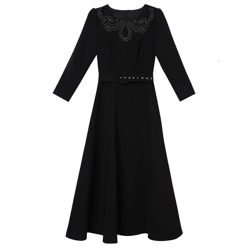 Smart and gentle dress women in autumn 2024 new style for formal occasions high-end embroidery nail beads inner skirt