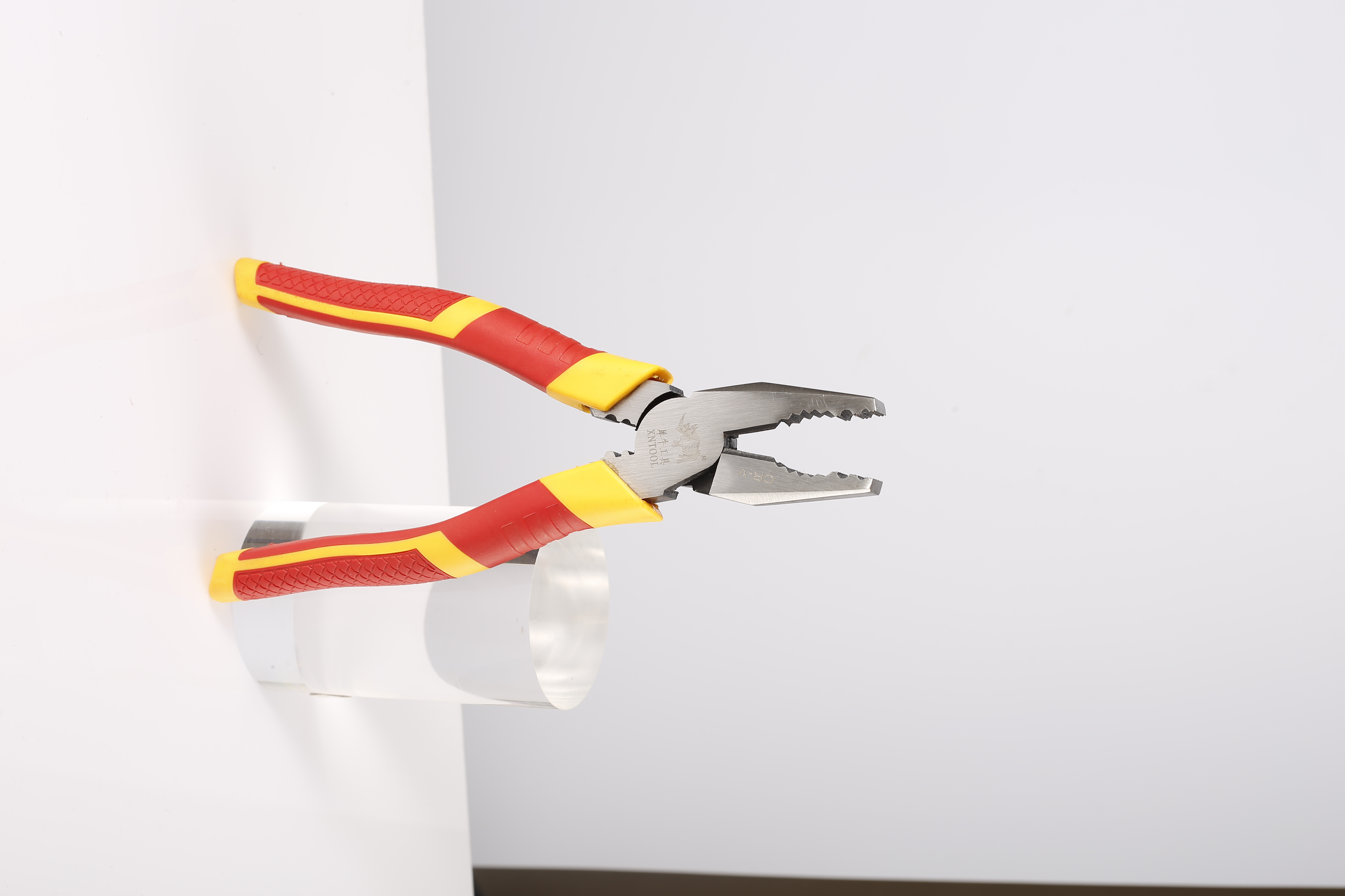 Desktop 8-inch labor-saving steel wire pliers