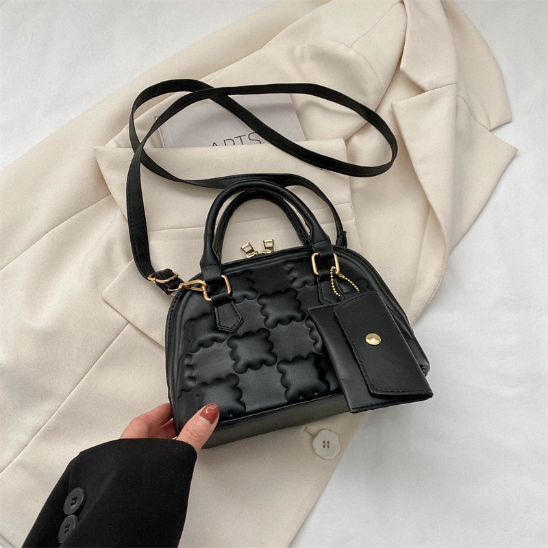 Western style shoulder handbag new fashion personalized crossbody casual simple shell women's bag