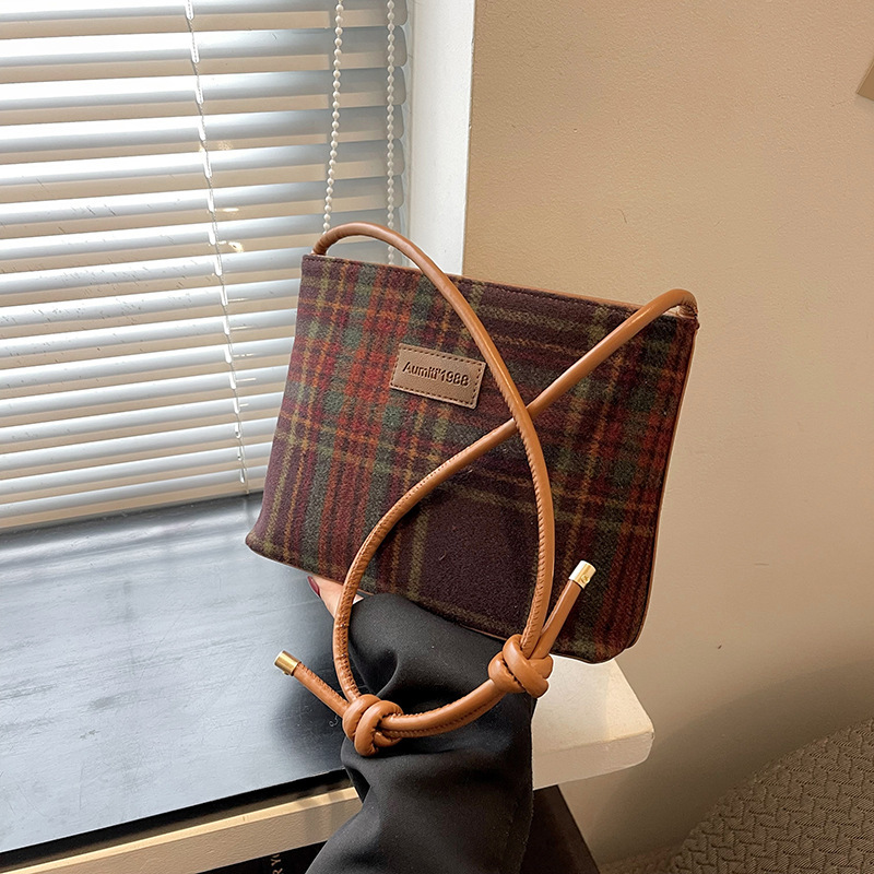 Bag women's contrasting color autumn/winter spring new plaid fashion college style single shoulder versatile cross body bag