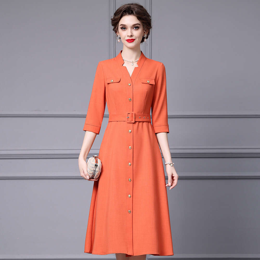 Smart and mature temperament slim waist V-neck single breasted pear shaped figure big swing dress autumn 2024 new product
