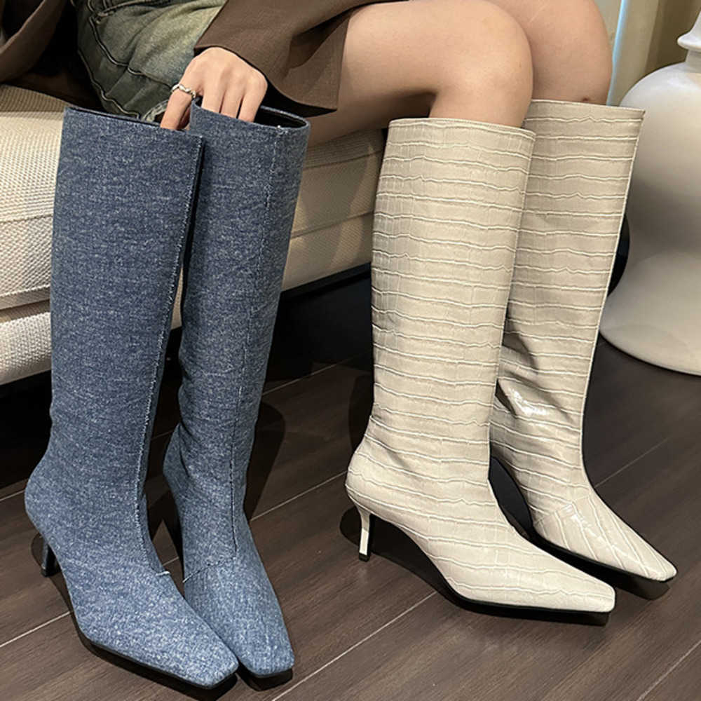 Four Seasons Wearable Martin Boots Crocodile Pattern Square Head High Heels Long Fashion Boots Solid Color Versatile High Heels Long Boots 240826