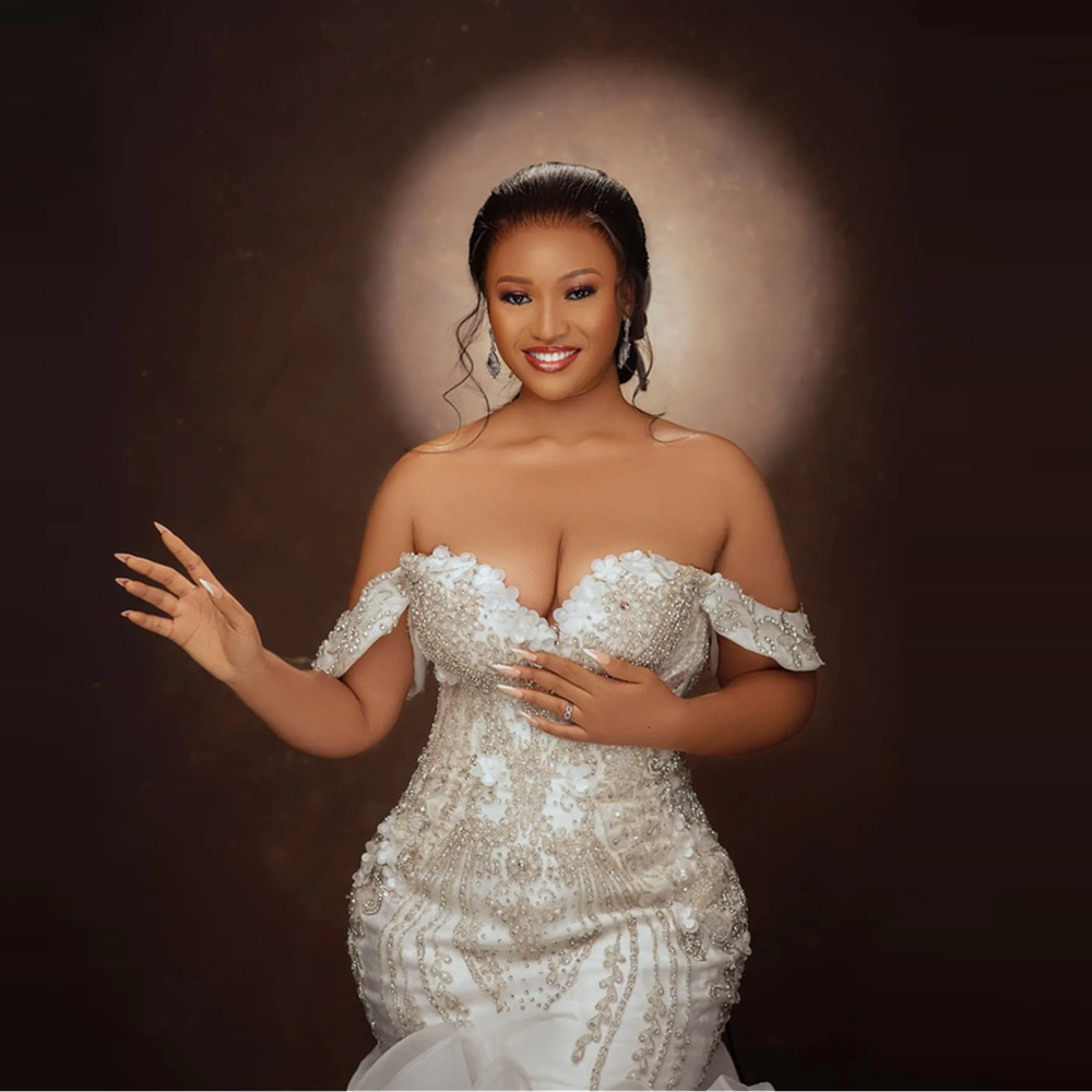 Plus Size Arabic Aso Ebi Mermaid Wedding Dresses Lacefull Flowers Crystals Beaded Sweetheart Bridal Gowns Custom Made Robes De Mariee