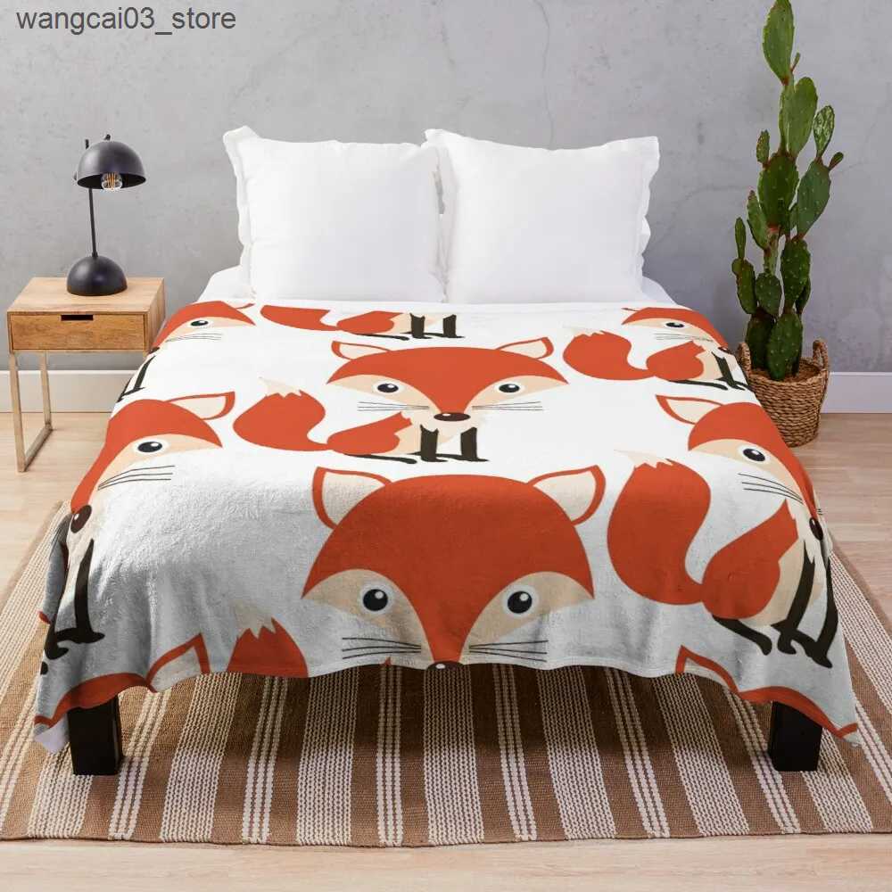 Blankets Swaddling Fox Blanket for Girls BoysCute Fox Throw Blankets for Kid Baby Nursery DecorSoft Plush Flannel Fleece Throw for Couch Bedding L2409
