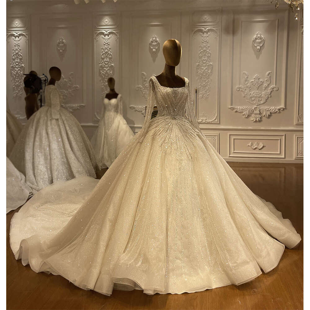 Square Necke Bridal Dress Long Sleeve Lace Appliqued