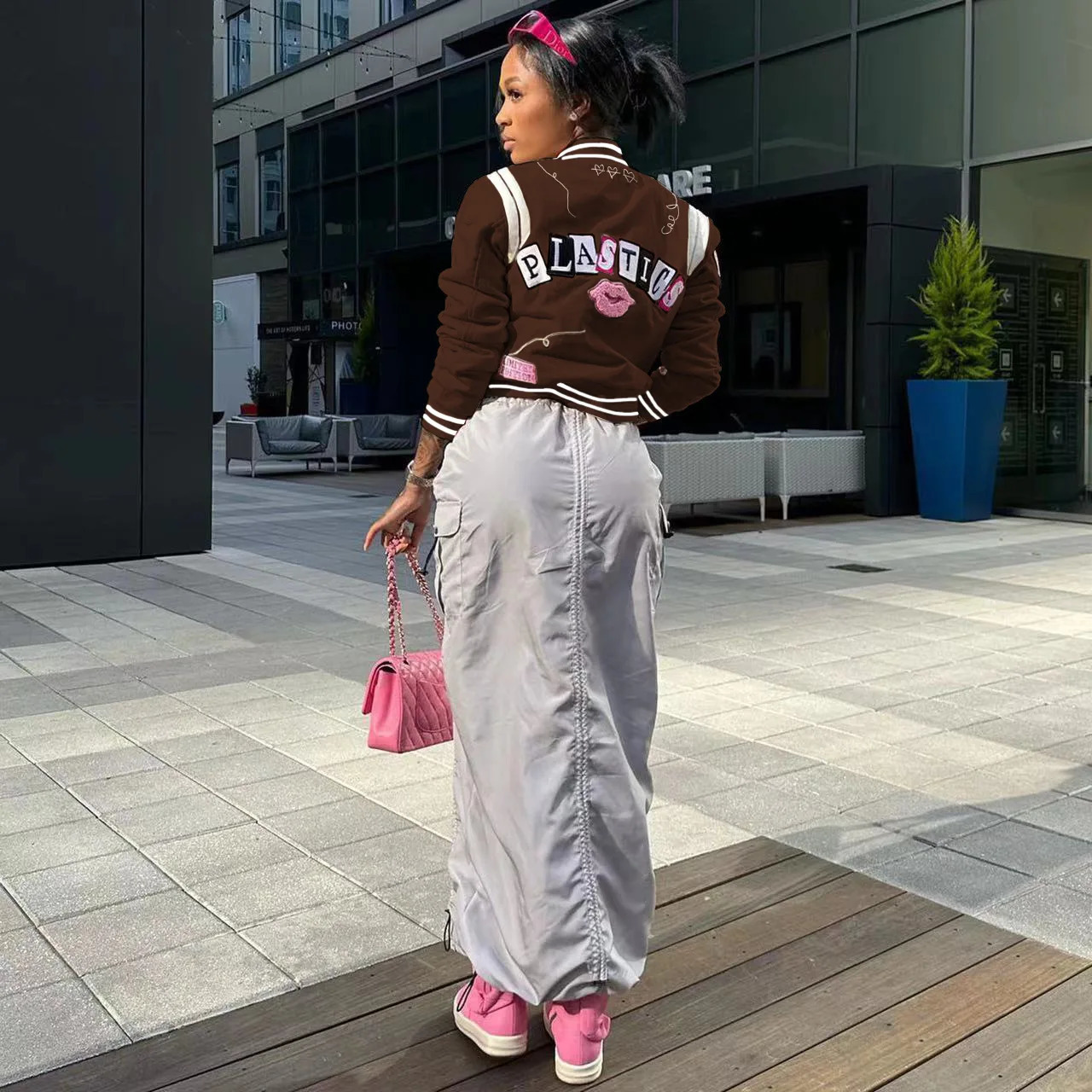 Chenille patch crop university jacket 2024 womens printed streetwear girls lightweight sportswear collage bomber jacket 241010 - view 7