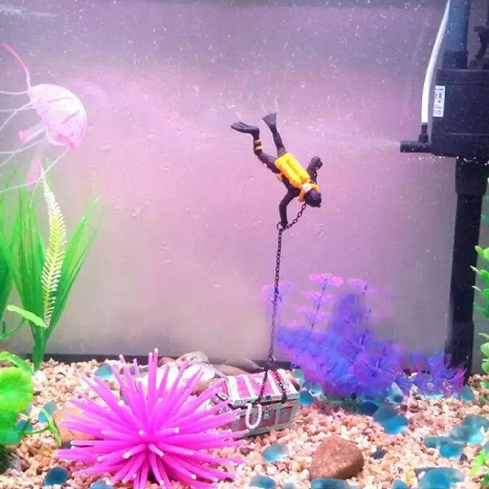 Aquarium Decor Cartoon Treasure Hunter Diver Action Figure Fish Tank Ornament Landscape Aquarium Decoration Accessories
