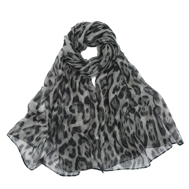 Sunscreen Voile Thin Women Scarf Summer Girls Classic Leopard Print Scarves Soft Lady Foulard Viscose Female Wrap Shawls 241009