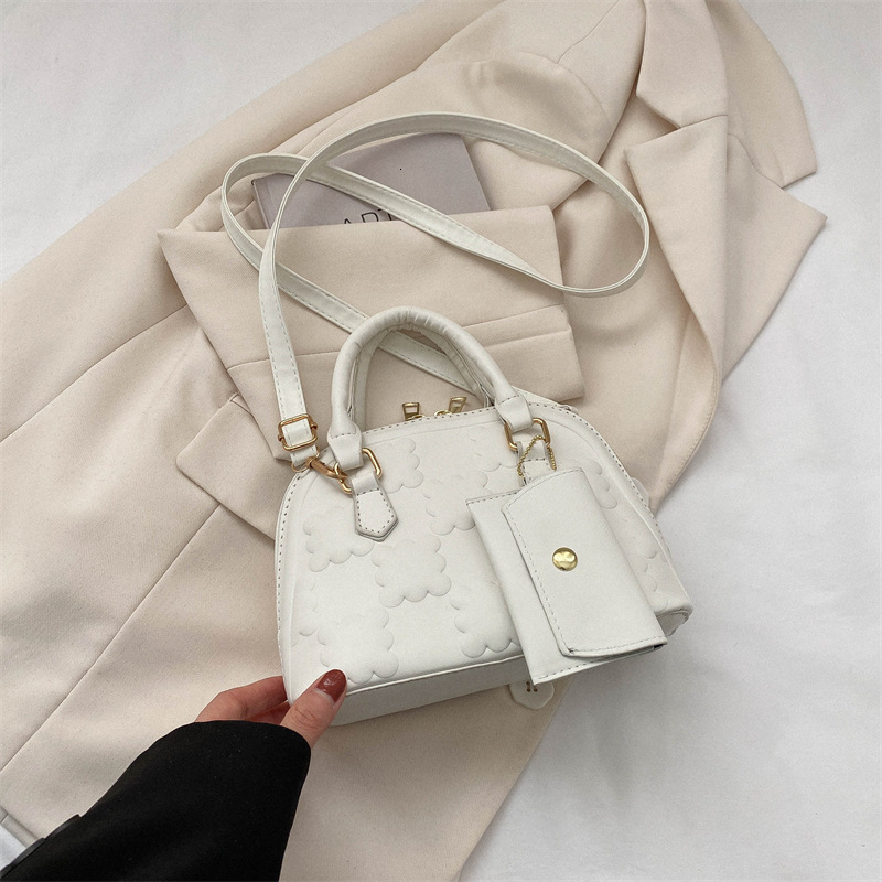 Western style shoulder handbag new fashion personalized crossbody casual simple shell women's bag