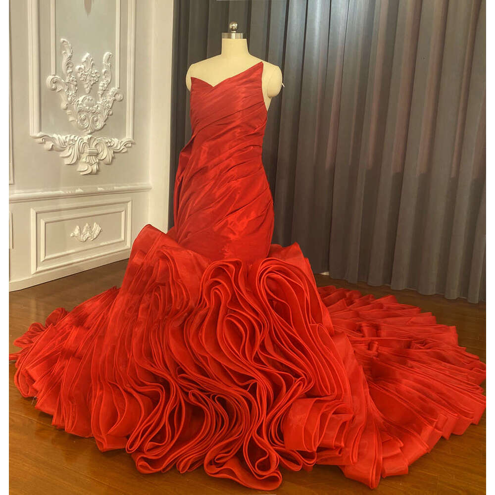 Simple Red Stain Long Train Wedding Dress