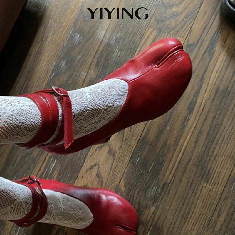 2024 Vintage Spring Fashion Slipt Toe Women Pumps Chunky Round Strap Buckle High Heels Red Leather Shoes Women 241010