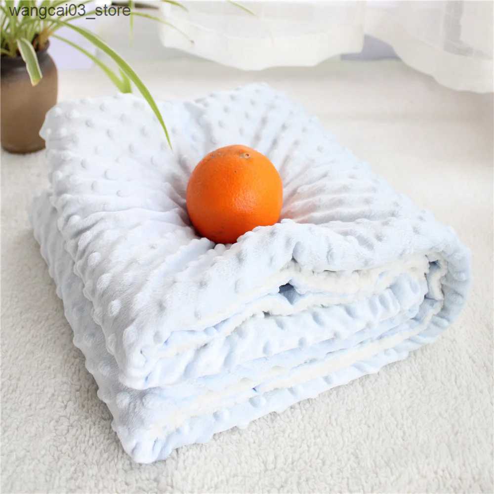 Blankets Swaddling Fluffy Sherpa Dot Design Thermal Baby Blanket Newborn Receiving Blanket Baby Stroller Blanket Plushed Newborn Baby Swaddle L240910