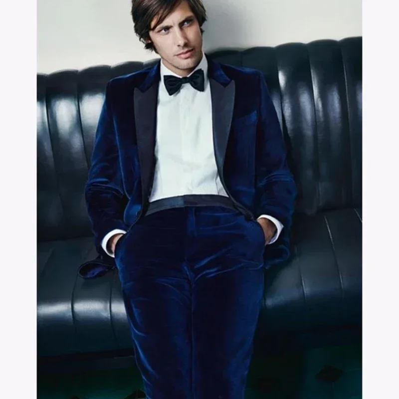 Wedding Men Suits Slim Fit Peak Lapel Tuxedo For Groom 2 Pcs Royal Blue Velvet Smoking Fashion Blazer (Jackets+Pants) 2024
