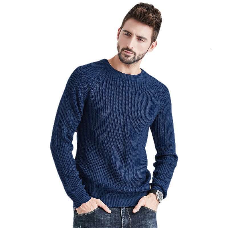 Chic Men's Knit Sweater - Round Collar, Perfect Fit for Cold Seasons
