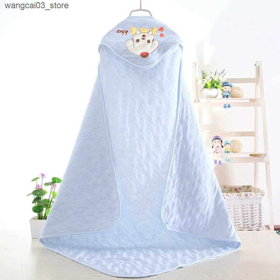Blankets Swaddling Baby Blanket Swaddling Newborn Super Soft Cotton Square Envelop Swaddle Hooded Embroidery Parisarc Set Infant Bedding Blankets L240