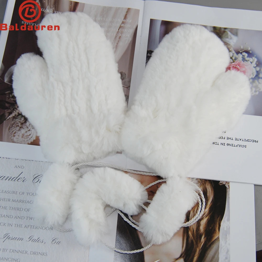 Winter Girls Warm Soft Genuine Fur Glove Good Elastic Women Real Fur Gloves Handmade Knitted 100% Natural Rex Rabbit Fur Mittens 241009