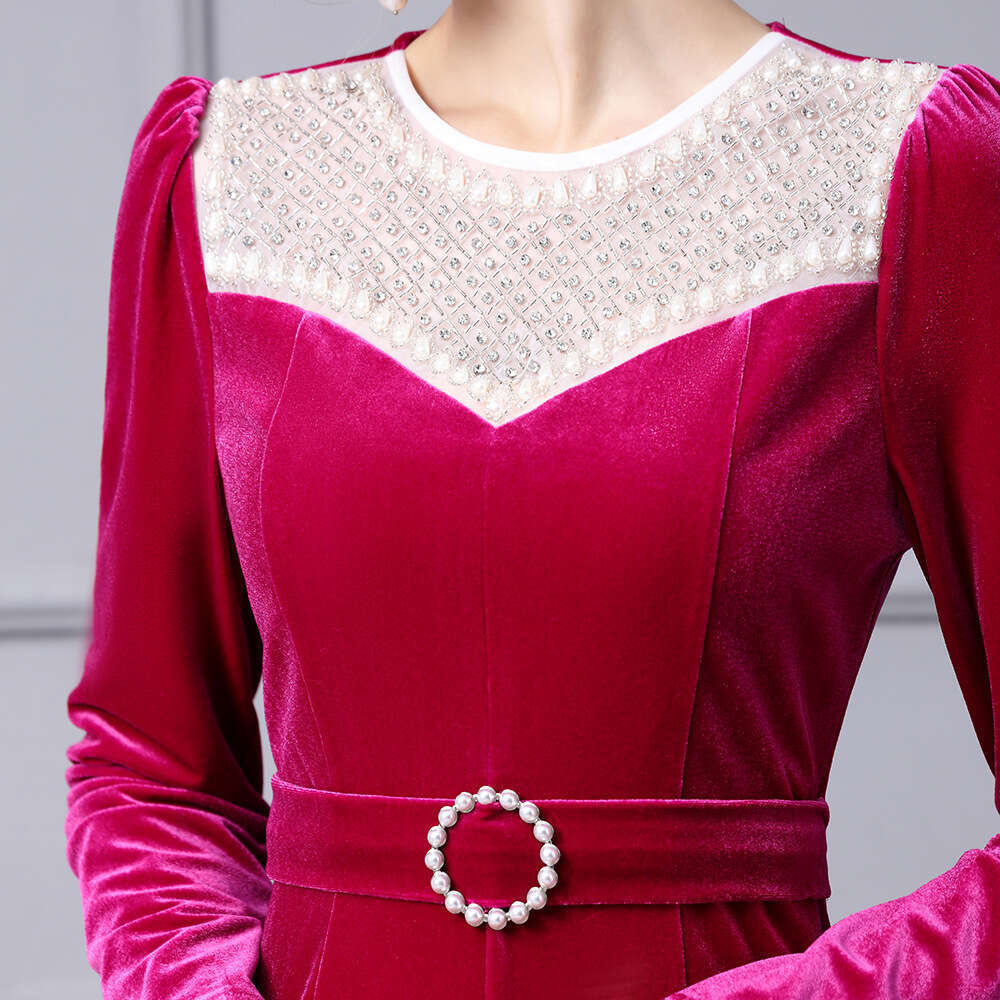 Lady Velvet Dress 2024 New High end Style Pendant and Exquisite Long Sleeve Split Tail Skirt