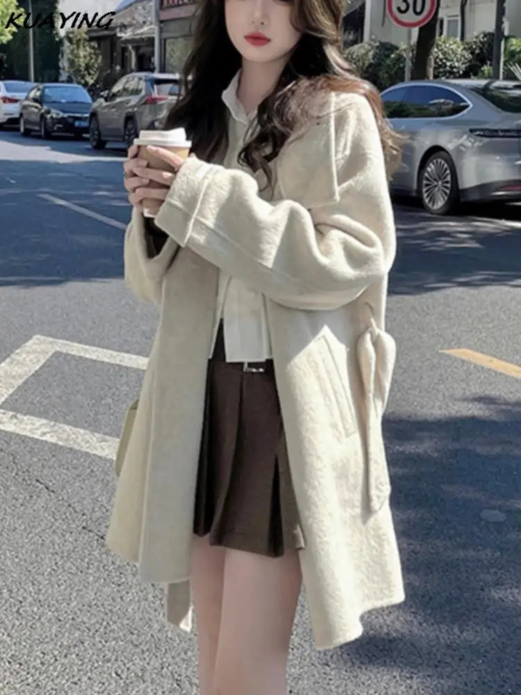 Autumn Winter Double Breasted Woolen Coat Female Casual Stand Collar Warm Outerwear Wearcoats Loose Commuting Wool Jacket 240930