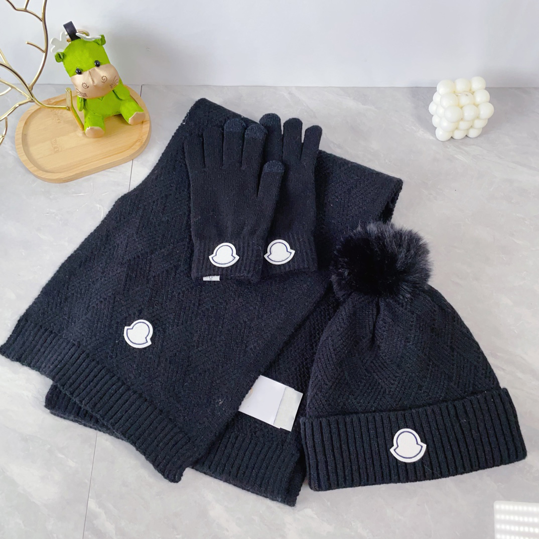 New Luxury Brand Designer Scarf Pashmina For Designers Warm Scarfs Fashion Classic Men And Women Cashmere Wool Long Shawl Set of 3 Hat scarf and gloves