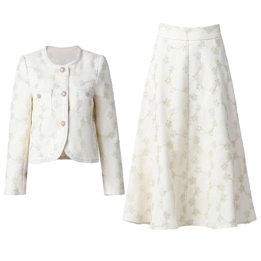 Smart and wealthy heiress dress 2024 autumn new style stylish jacquard socialite two-piece set womens clothing