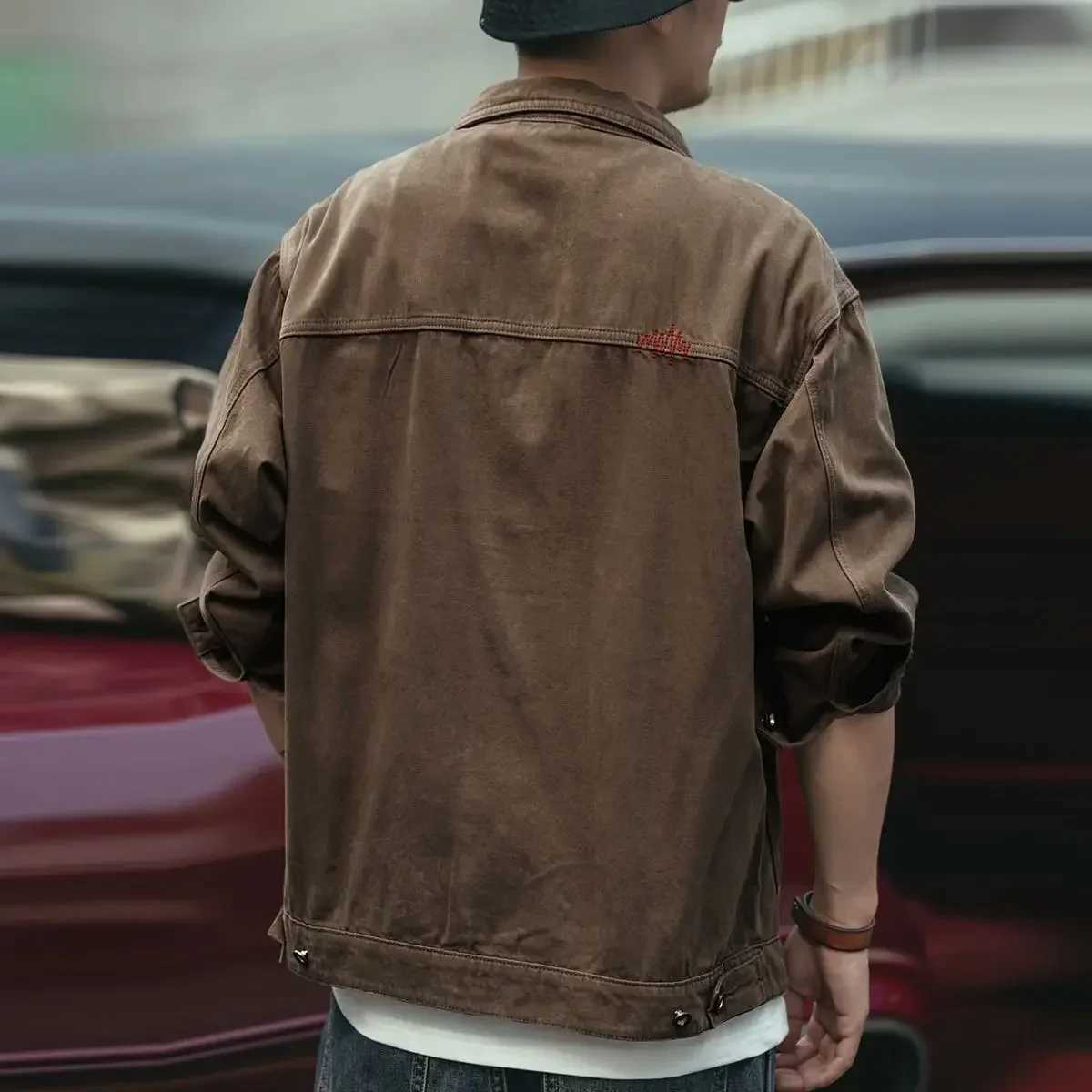 Mens denim jacket aesthetic brown denim jacket retro mens wide shoulder affordable price high-quality winter jacket W241011