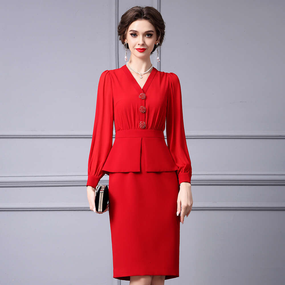 High end Brand Heavy Industry Diamond Button Womens Flavor Long Sleeve Fake Two piece Hip Bag Skirt Dress 2024 Autumn New Collection