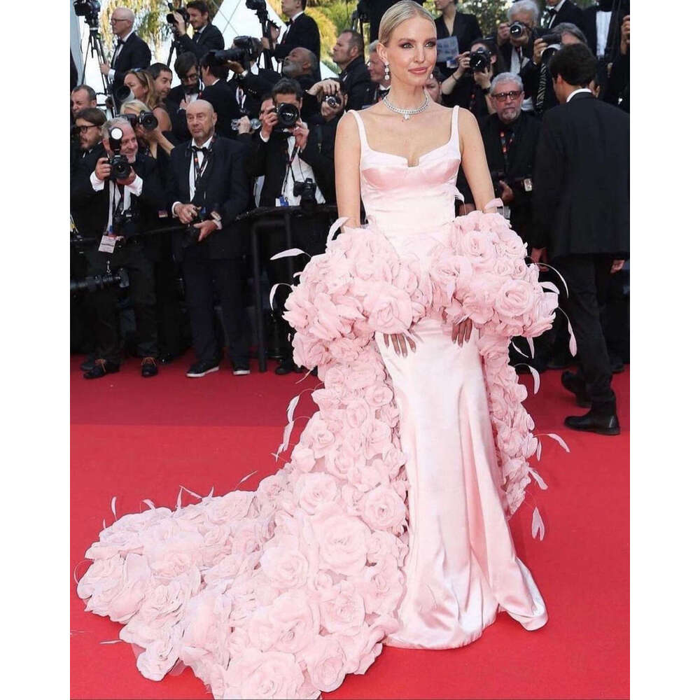 Gorgeous Mermaid Celebrity Dresses For Women 3D Skirt Slim Fit Sleeveless Backless Dress Party Gown