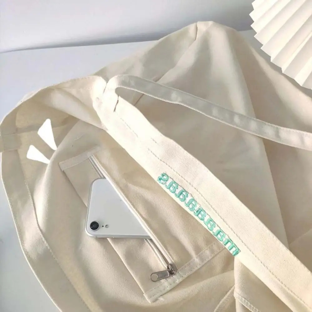 Letter Embroidery candy colored canvas bag Korean style large capacity vacation handbag lightweight and environmentally friendly solid color shoulder 
